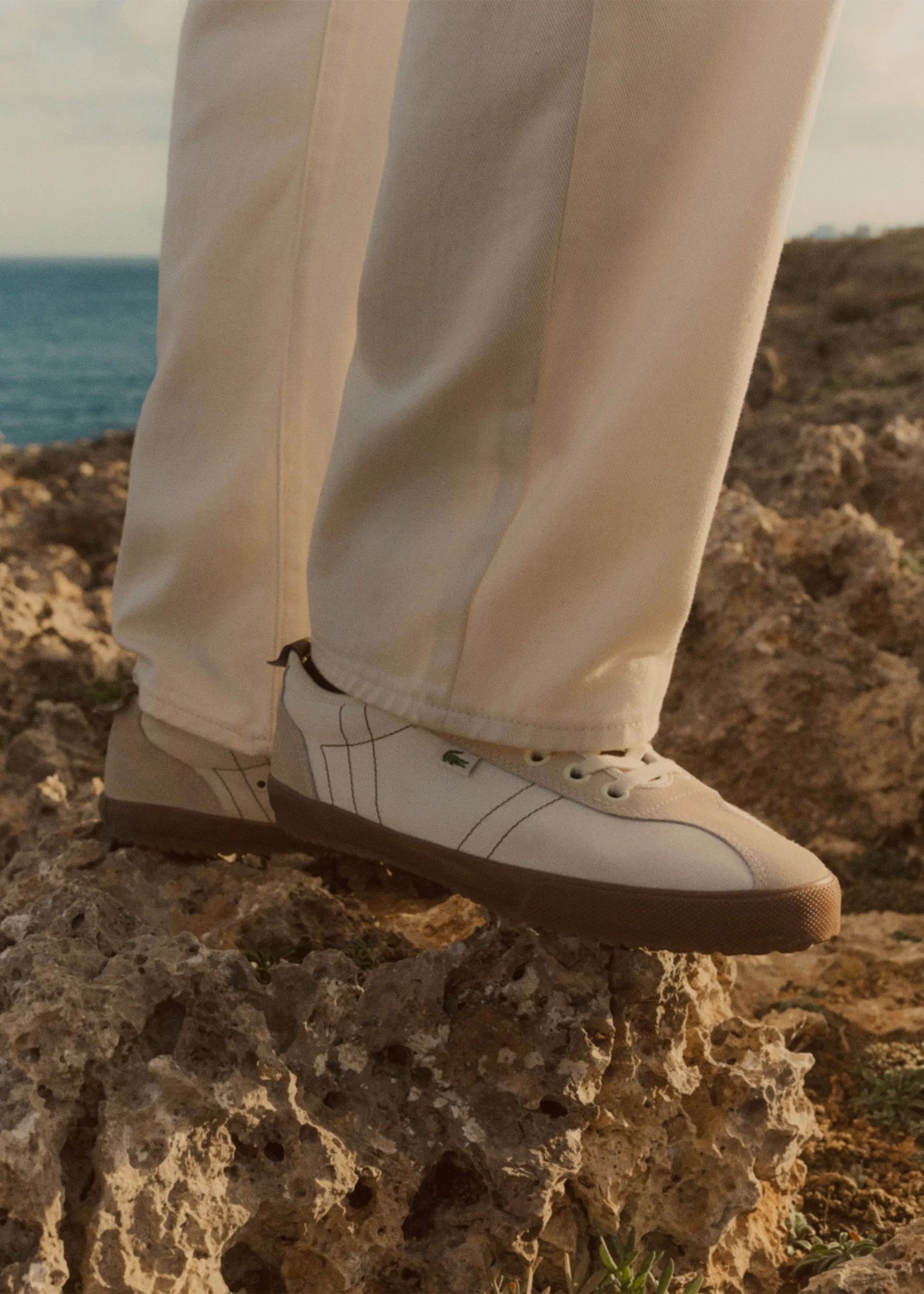 NEW SEASON SNEAKERS COLLECTION