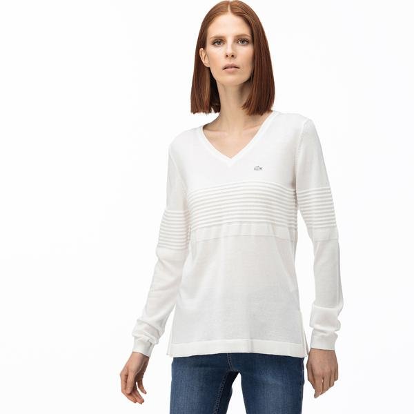 Lacoste Women's V-Neck Patterned Tricot Sweater