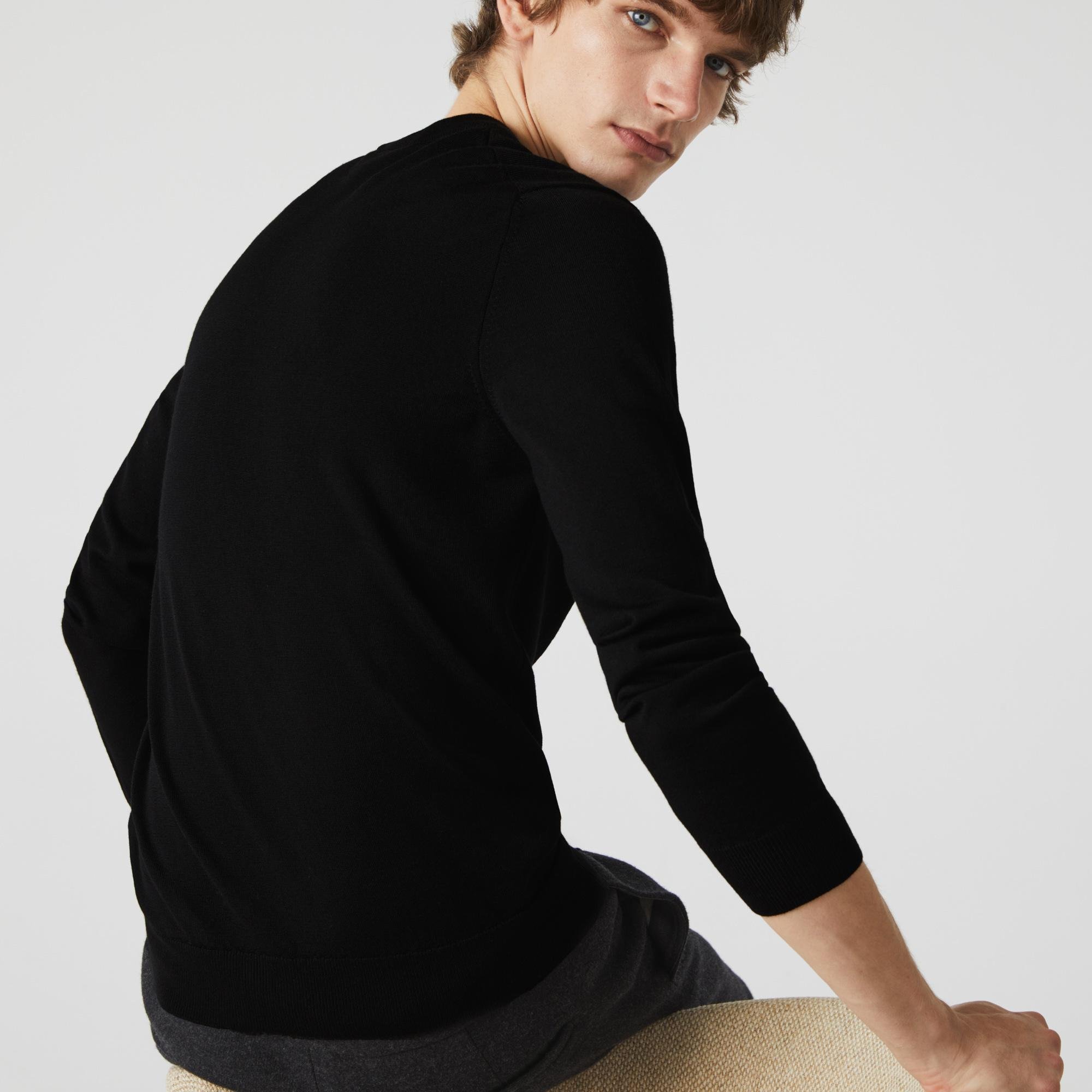 Lacoste светр чоловічий з V-вирізом