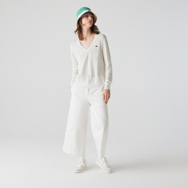 Lacoste Women’s V-Neck Loose Organic Cotton Sweater