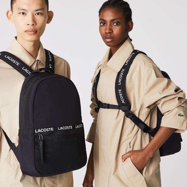 Lacoste  Unisex Nylonový batoh s pásikmi a nápismi na popruhoch