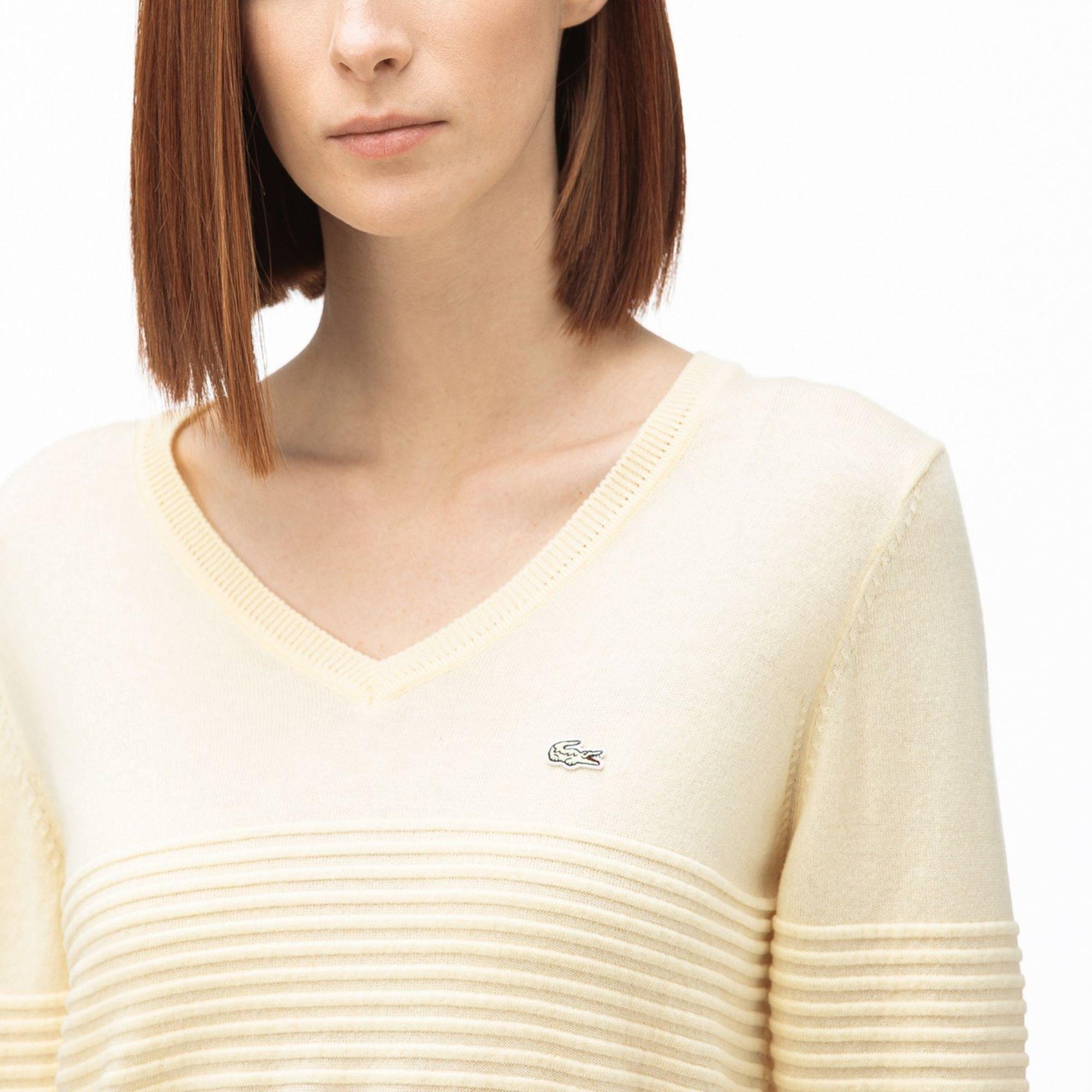 Lacoste Women's V-Neck Patterned Tricot Sweater
