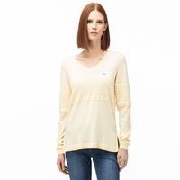 Lacoste Women's V-Neck Patterned Tricot Sweater01S