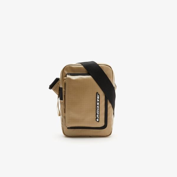 Pánska taška na zips s kontrastnými detailmi Lacoste