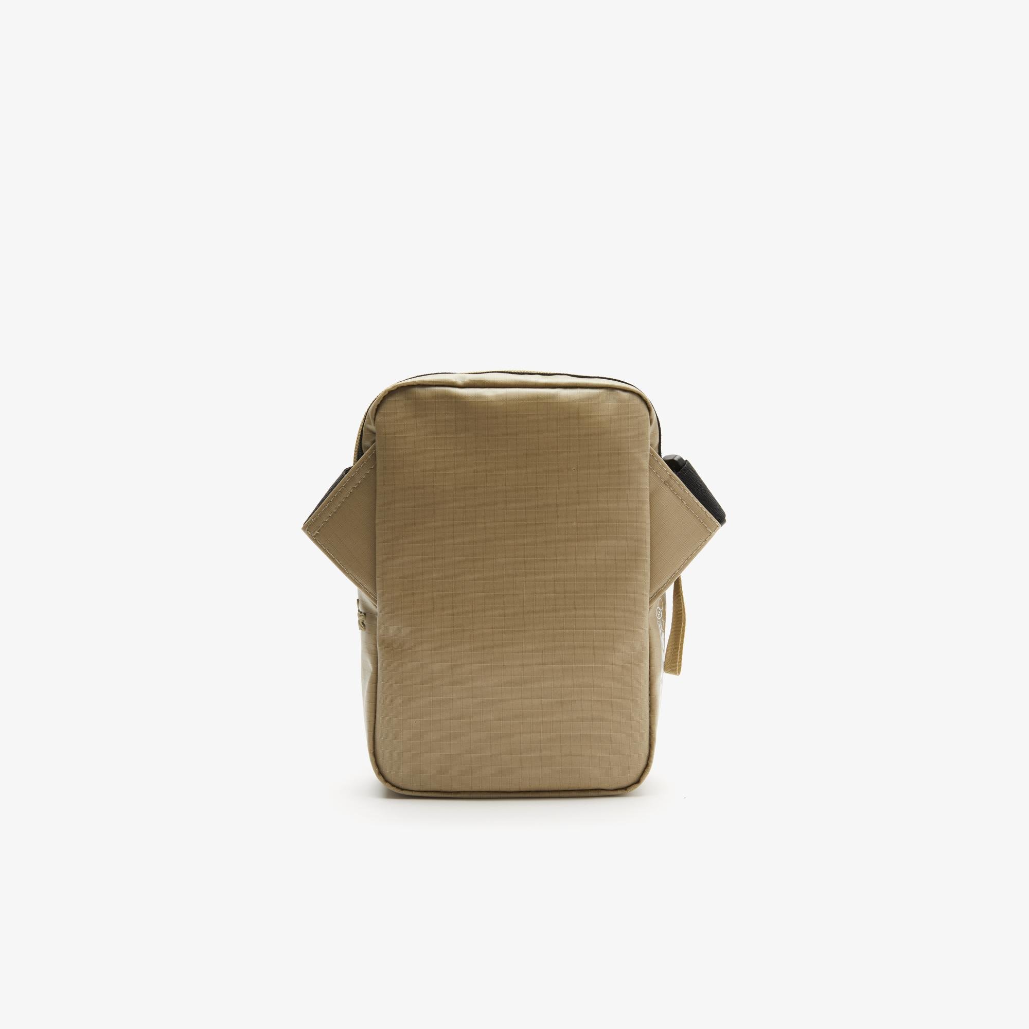 Pánska taška na zips s kontrastnými detailmi Lacoste